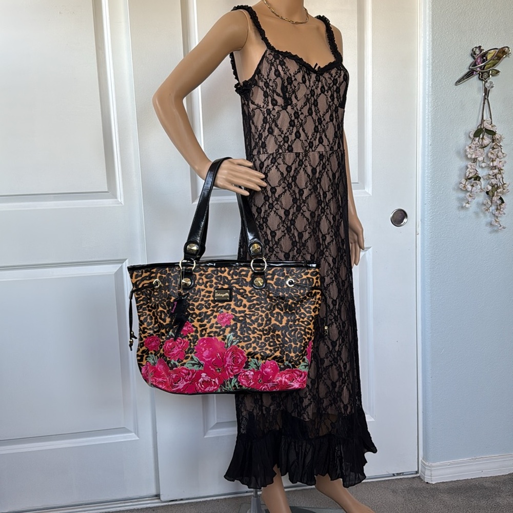 Betseyville Betsey 🐆🌺 Johnson black and pink floral leopard oversized tote purse - Picture 3 of 9